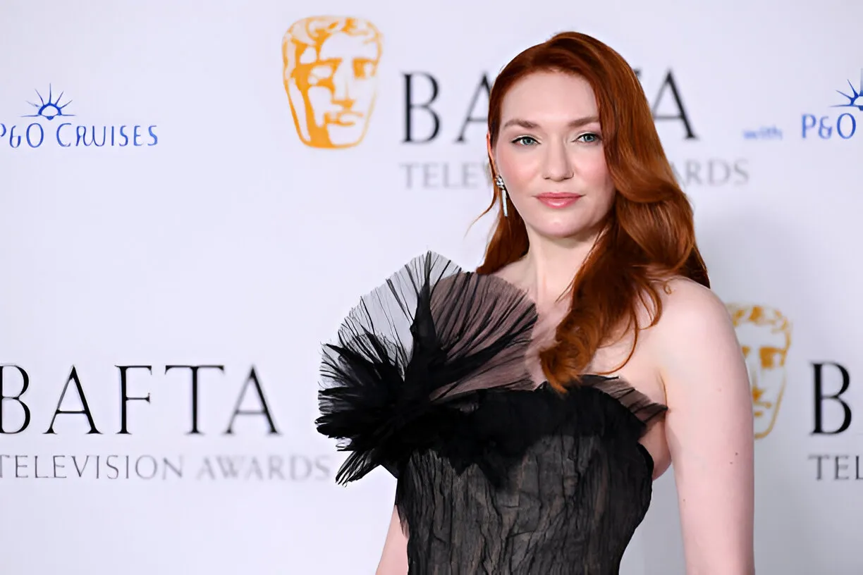 Eleanor Tomlinson’s net worth