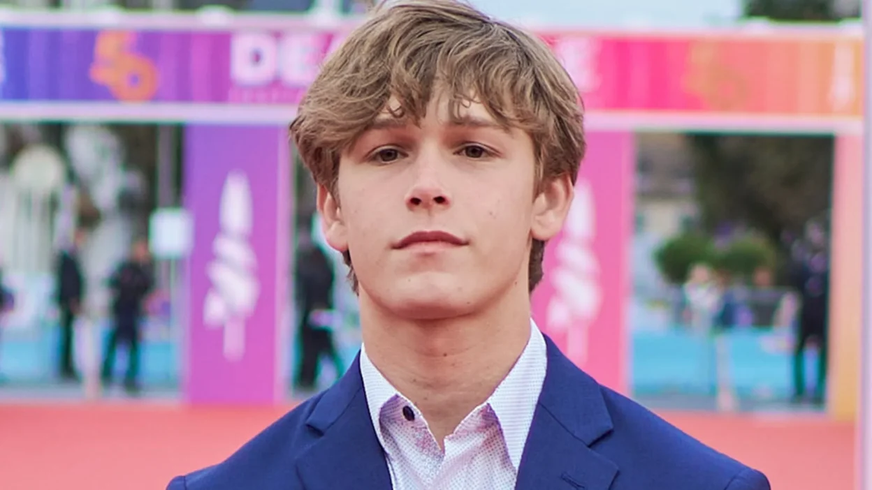 Headshot of Hudson Meek, a young actor with a promising career.