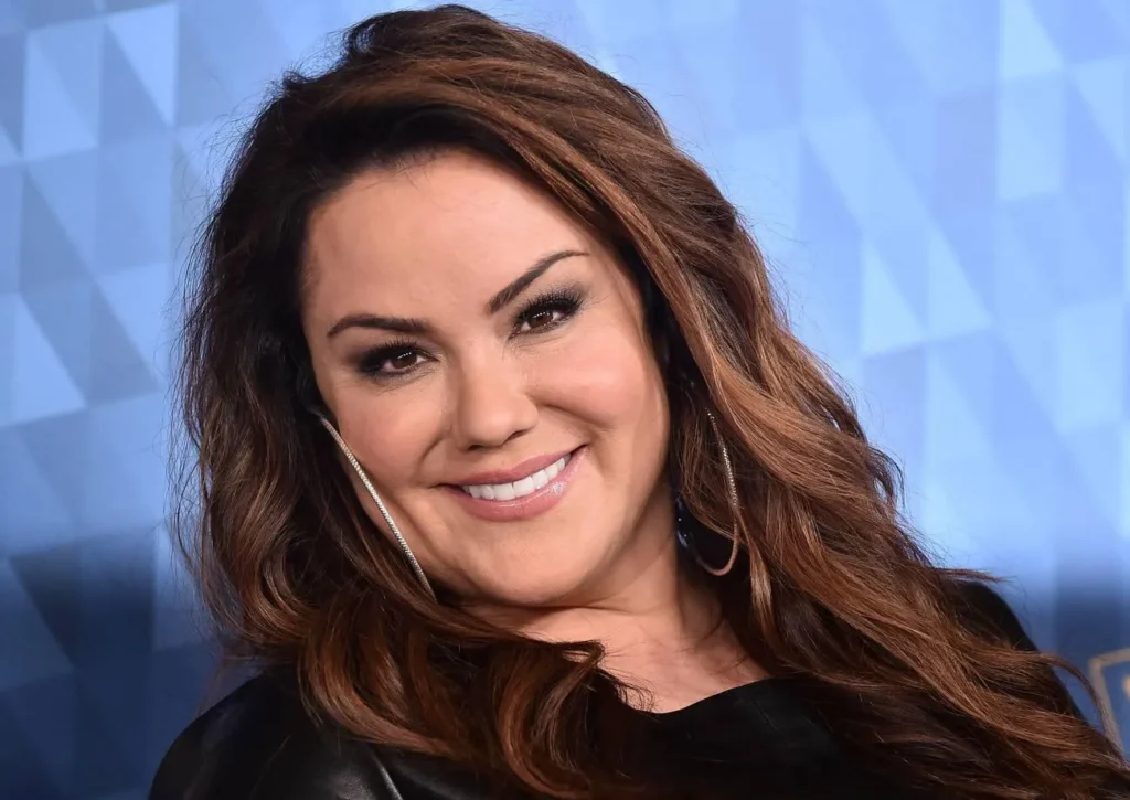 Katy Mixon Net Worth